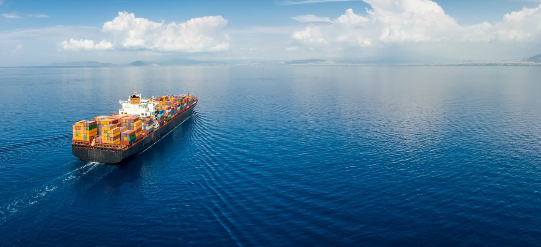 Havet med containerskib